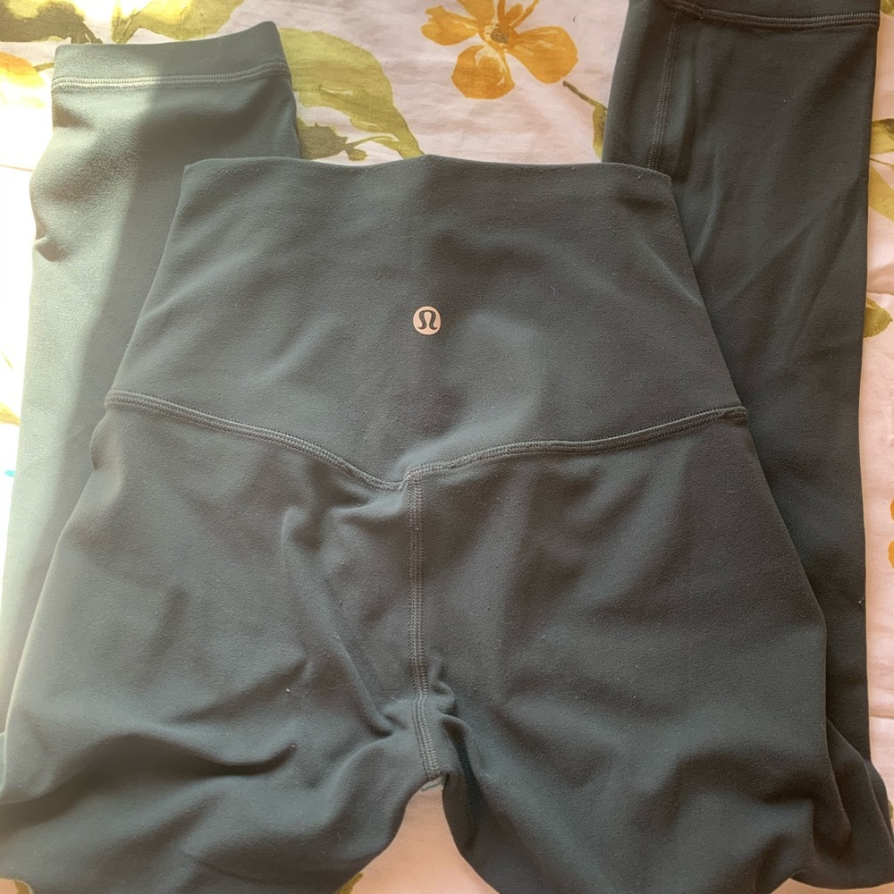 Melanite lululemon leggings - Picture 3 of 5